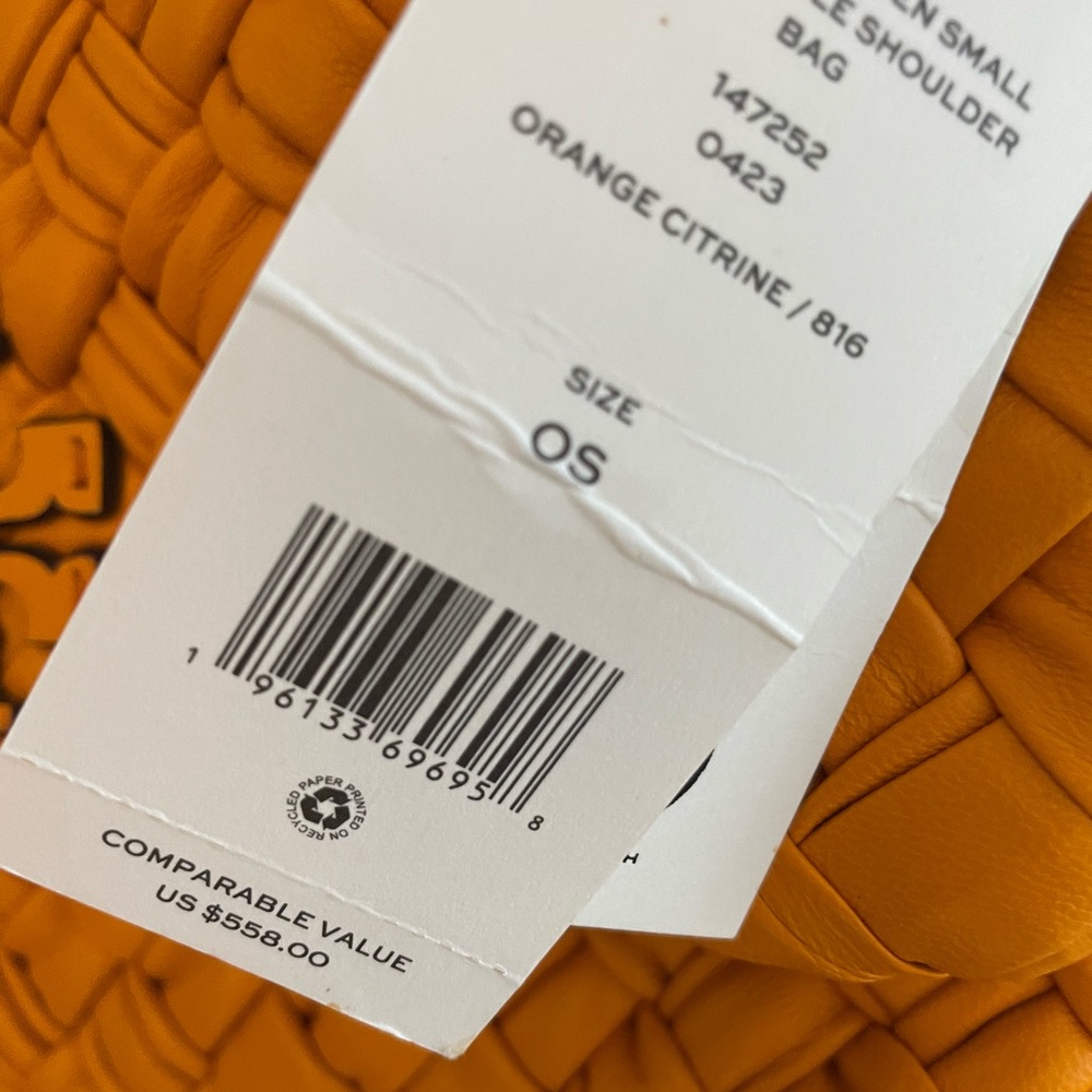 This is a Tory Burch Britten Woven Small Adjustable Shoulder Bag NWT $558.00 - Picture 10 of 11